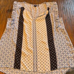 Kaari Blue Diamond Print Top in Blue and White